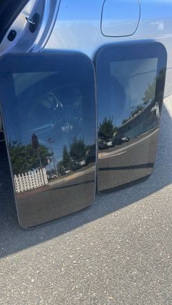 Q50 sunroof glass