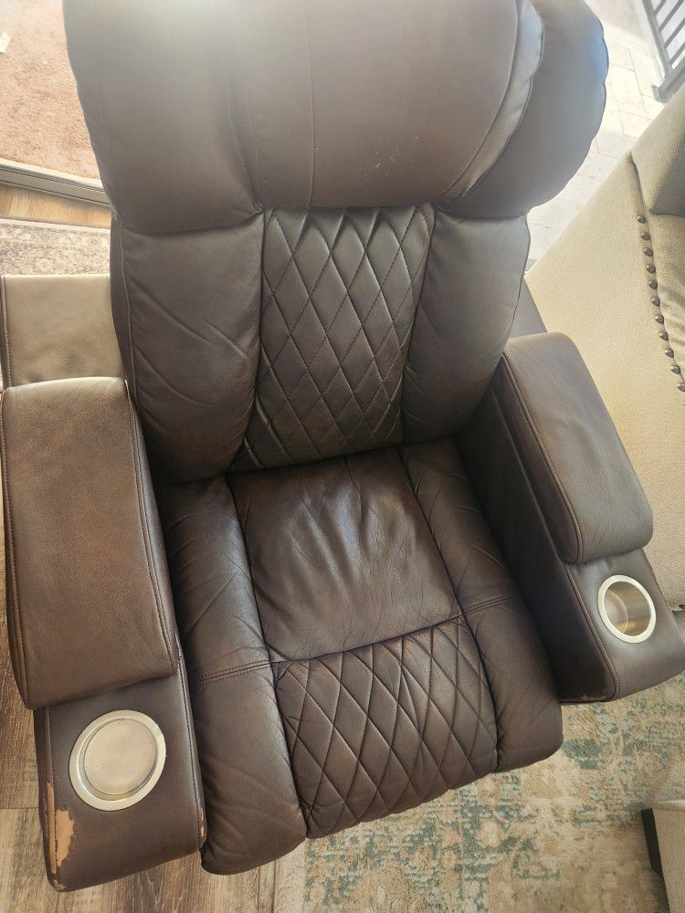 Electric Adjustabme Faux Leather Recliner