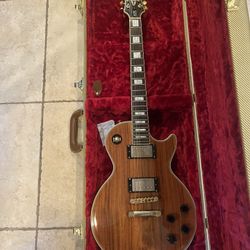 Epiphone Custom Pro Les Paul w/ Roadrunner Tweed Hardshell Case (Brand New) 