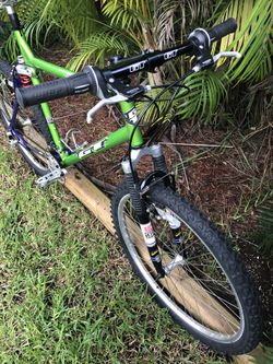 Vintage gt full suspension best sale mountain bike