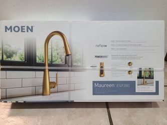 BRAND NEW Maureen Brushed Gold Single Handle Pull Down Kitchen Faucet with Sprayer
