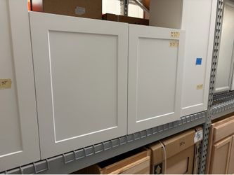 White upper kitchen cabinets 36”w
