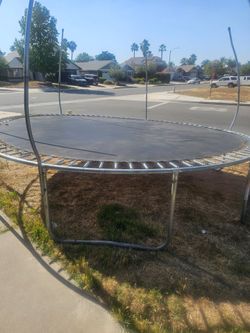 Outdoor trampoline