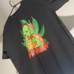 Franklin/Danklin T-Shirt Large