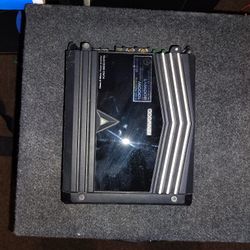 Car System Kenwood CD Player With Kenwood Amp And Kicker Speakers 