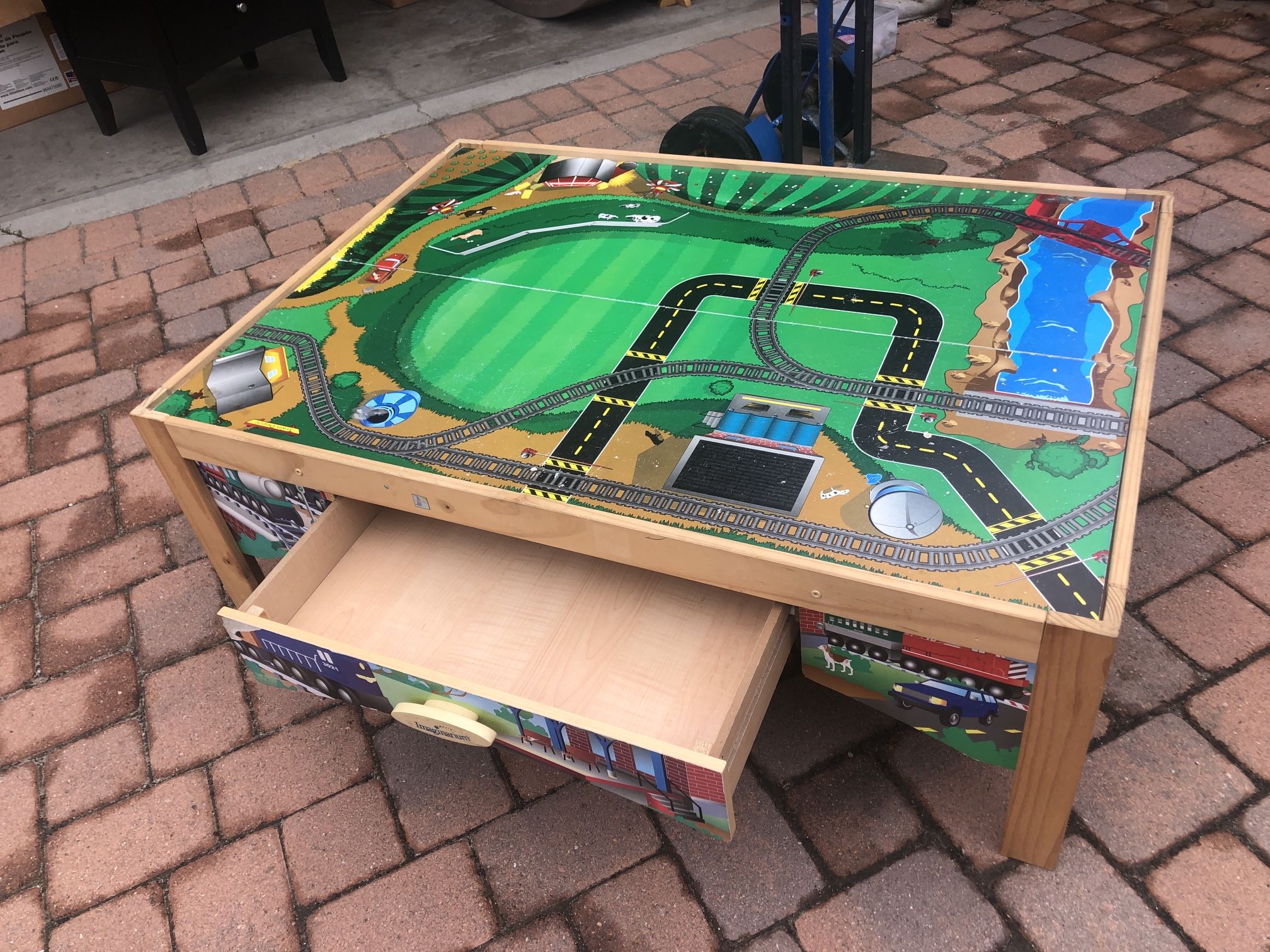 Kids Play Table