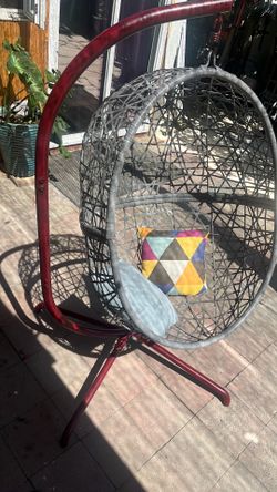Oversized swing