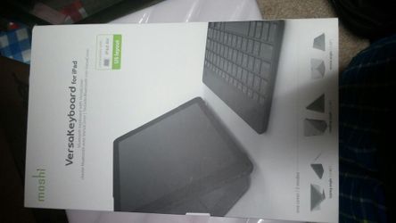 Moshi VersaKeyboard for iPad Air