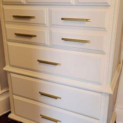 White Solid Wood Dresser