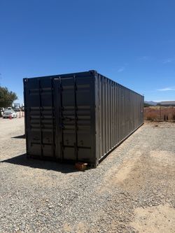Storage shipping containers