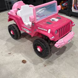 Barbie jeep