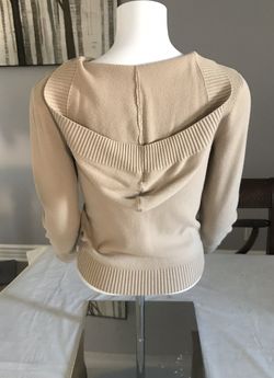 Woman’s Size S Sweater