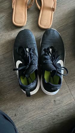 Woman’s NIKE size 6.5