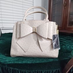 Crossi Vegan Ostrich Leather Purse