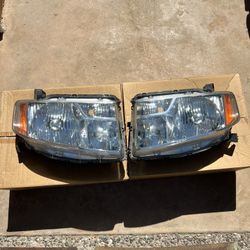 2009-2011 Honda Element OEM Headlights 