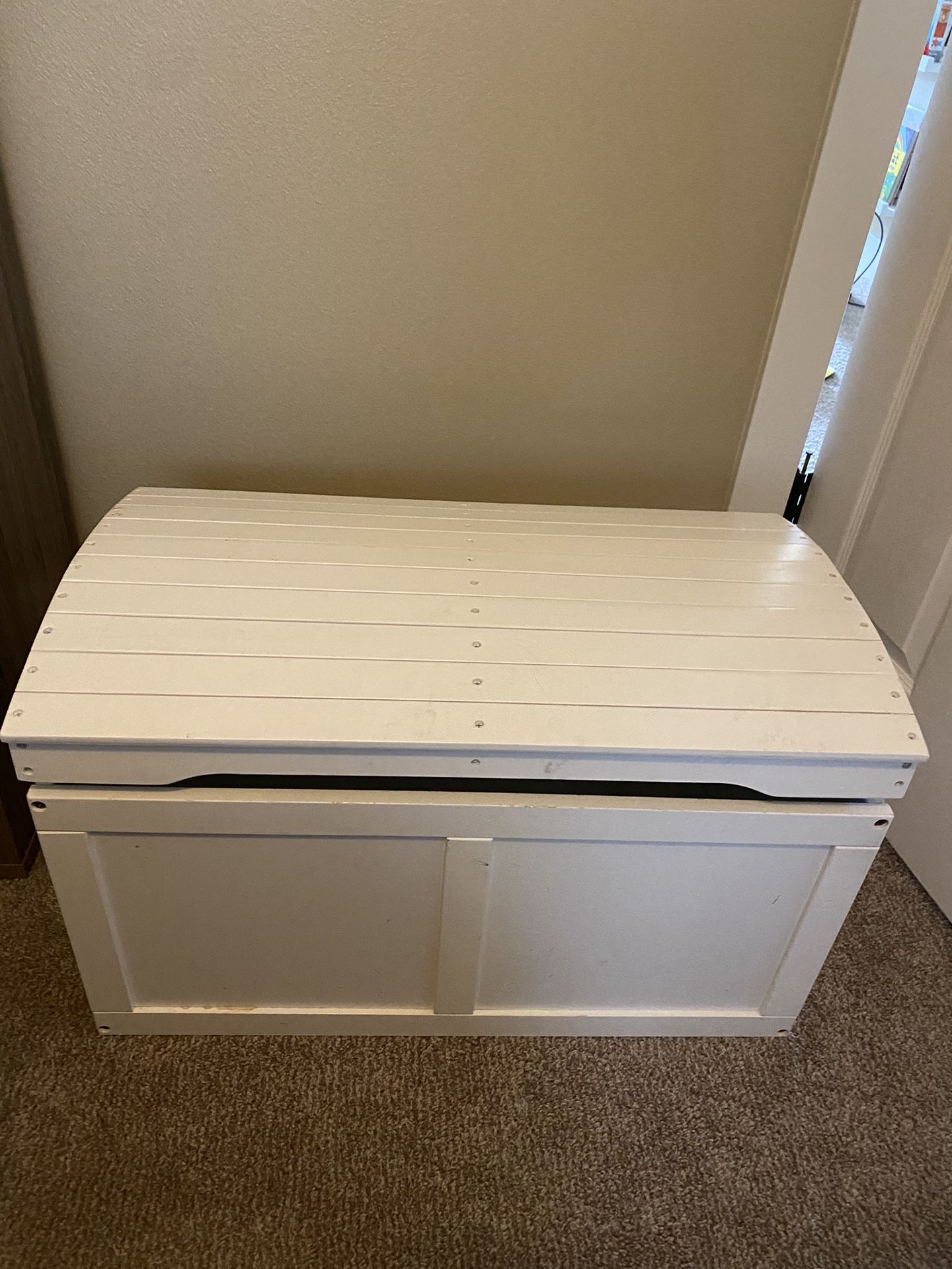 Wood Toy Box for Sale in Kennewick, WA OfferUp