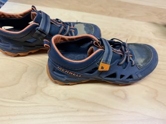 Kids Merrell Water Shoes, Size 3