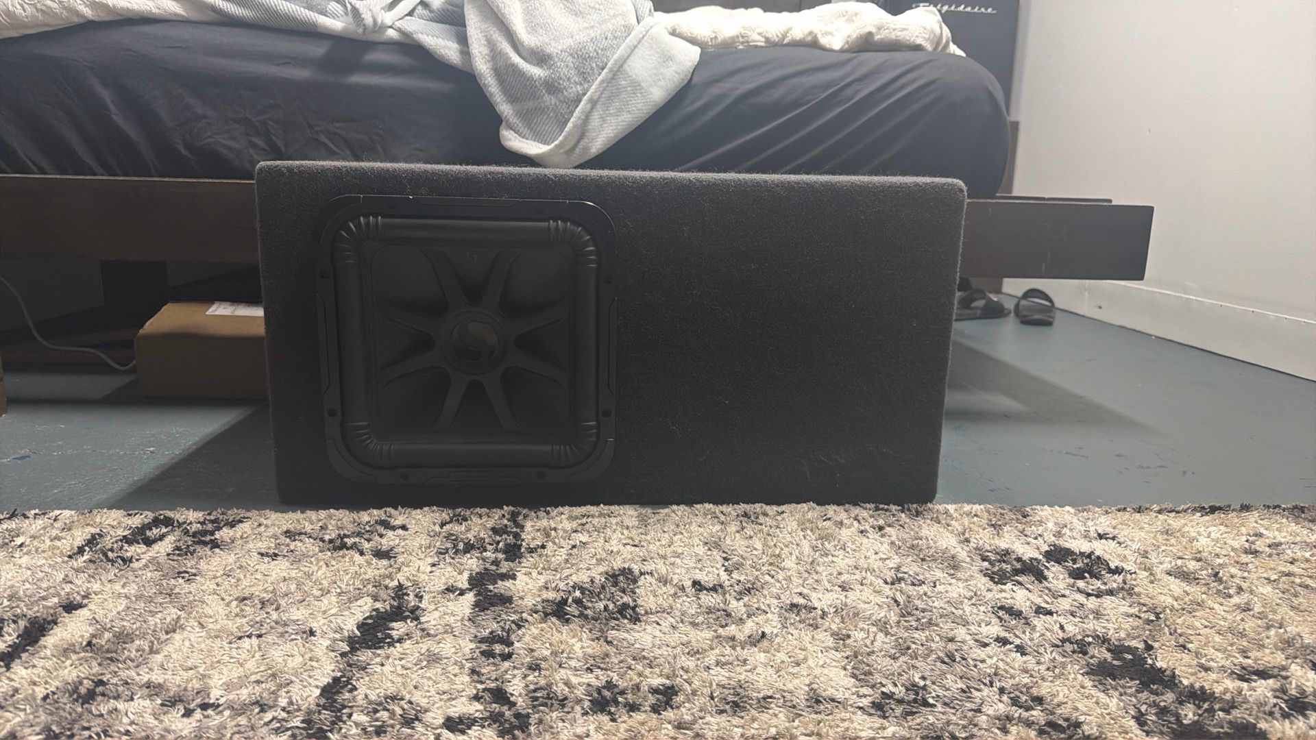 12” Kicker L7 W/ Ported Box