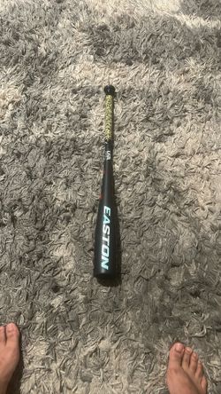 Easton Quantum 27 In Inch USA Bat