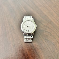Women’s watch (Burberry)