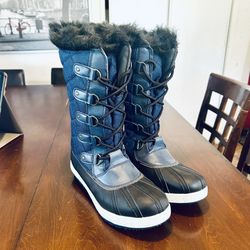 (New) JustFab "Dubuque" Navy Rain and Winter Boots Women's Size 8