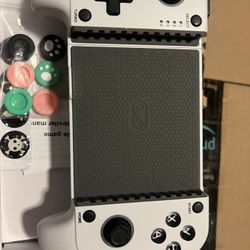 MC100 Mobile Game Stretch Controller