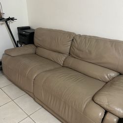Free Electric Recycling Couch 