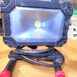 Husky Powerful Electric Work Light