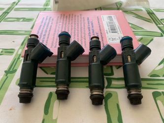 Mazda/Ford Fuel Injectors