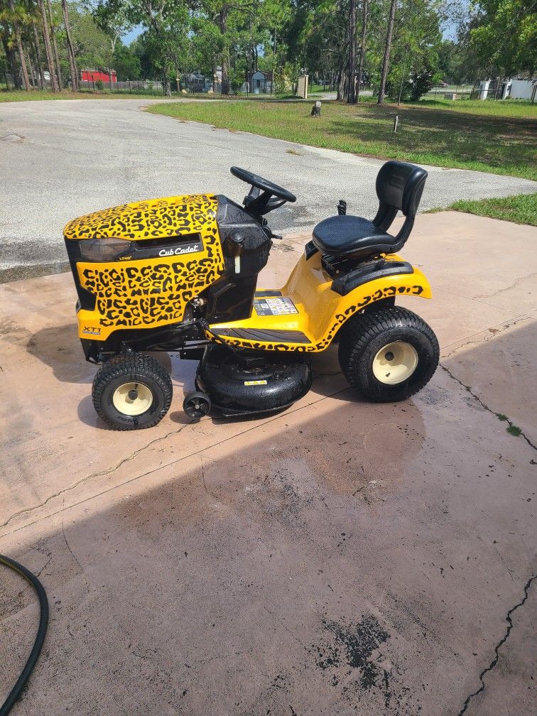 Cub Cadet 42" Riding Mower
