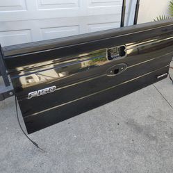 2013 Ford f150 parts Tailgate