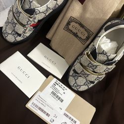 GUCCI SNEAKERS