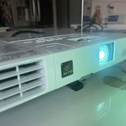 LCD projector Epson