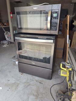 Whirlpool microwave and stove