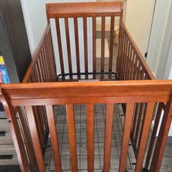 Delta Crib-toddler Bed!!