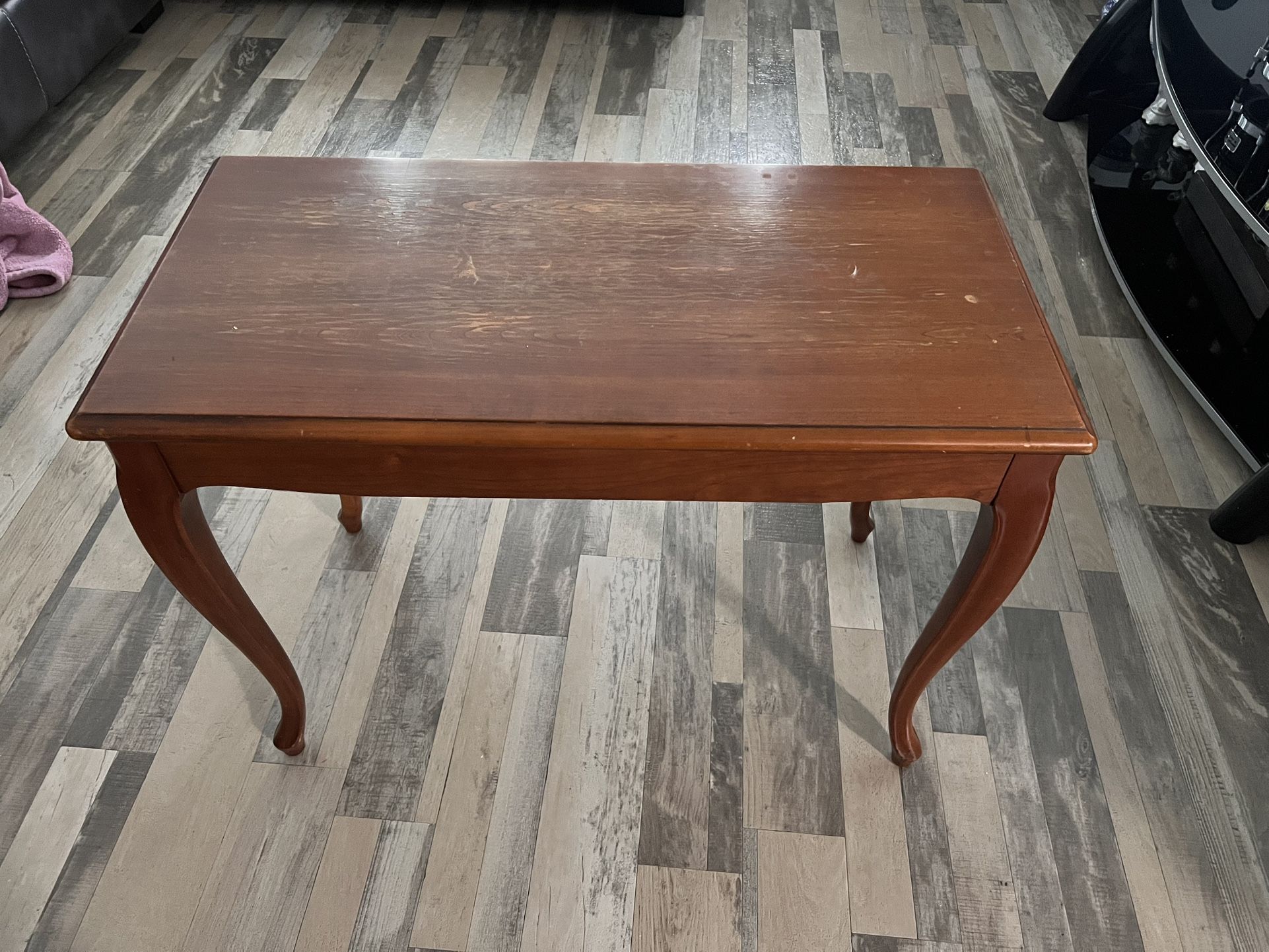 Hammond Bench