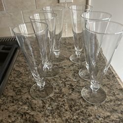 Large Beer Drinking Glasses ( set of 6 )