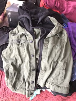 Jean vest with fleece hood/lining