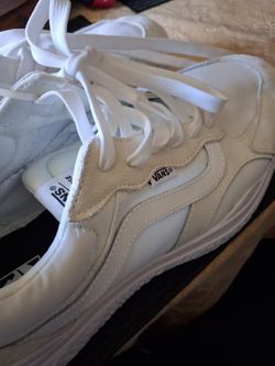 Men's new vans size 13