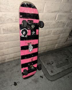 Skateboard