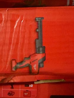 Milwaukee caulking, gun