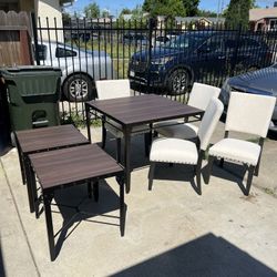 Table And Chairs And End Tables 