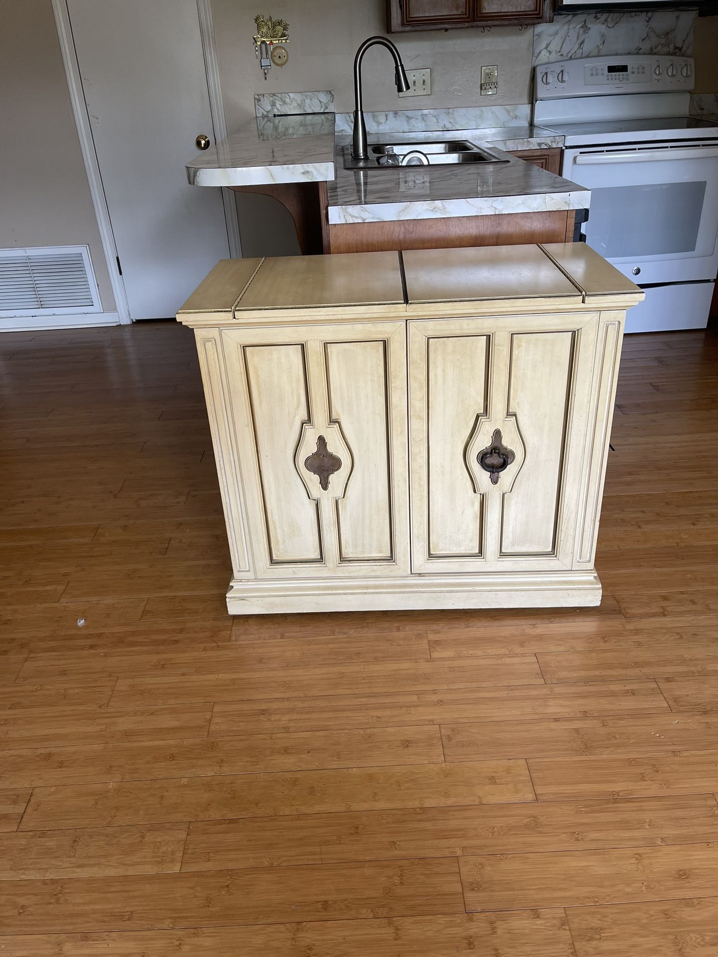 Bar Cabinet