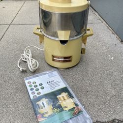 Vintage 60’s Oster Automatic Juice Extractor Model 361