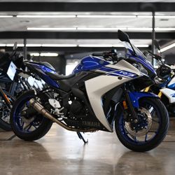 2016 YAMAHA R3