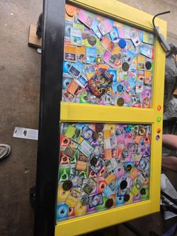 Pokémon card table