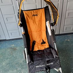 Jeep Stroller Lightweight Umbrella Stroller With Footrest, Small Storage Under, Canopy And Roll up Seat For Air Circulation $20 Cash At Pickup In Apex