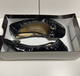 A Hush Puppies Company Women Flat Shoes