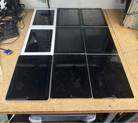 Lot of 9 Older iPads for Parts. Gen 1-2-3
