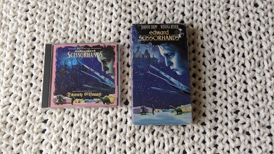 'Edward Scissorhands' VHS & CD Bundle ♡
